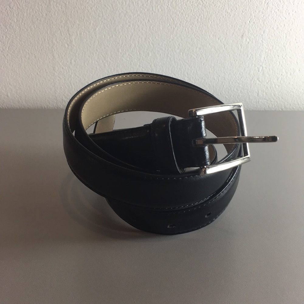 NWOT Genuine Leather Men’s black belt Sz 42